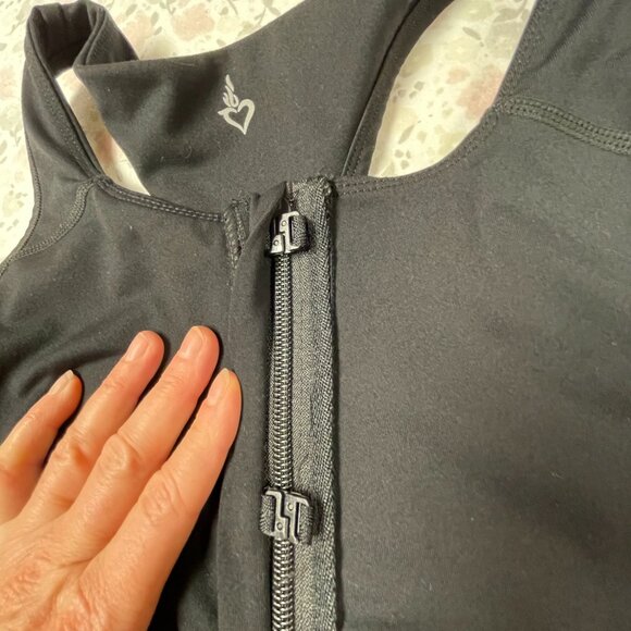 Torrid Active Zip-Up Sports Bra Size 0 / Large / 12 - Picture 8 of 14